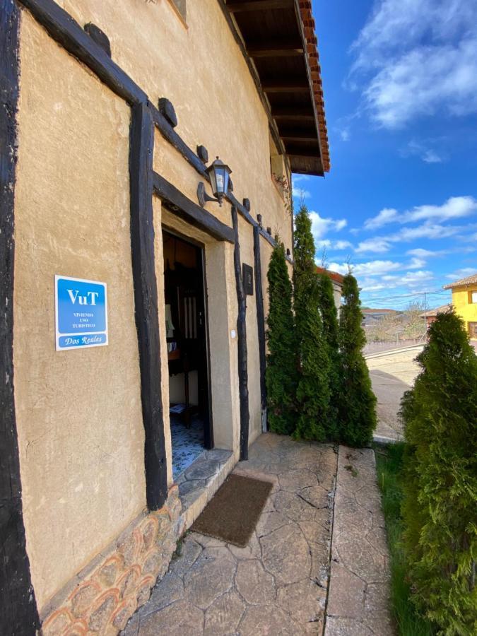 Casa Rural Dos Reales San Cristobal de Boedo Eksteriør billede