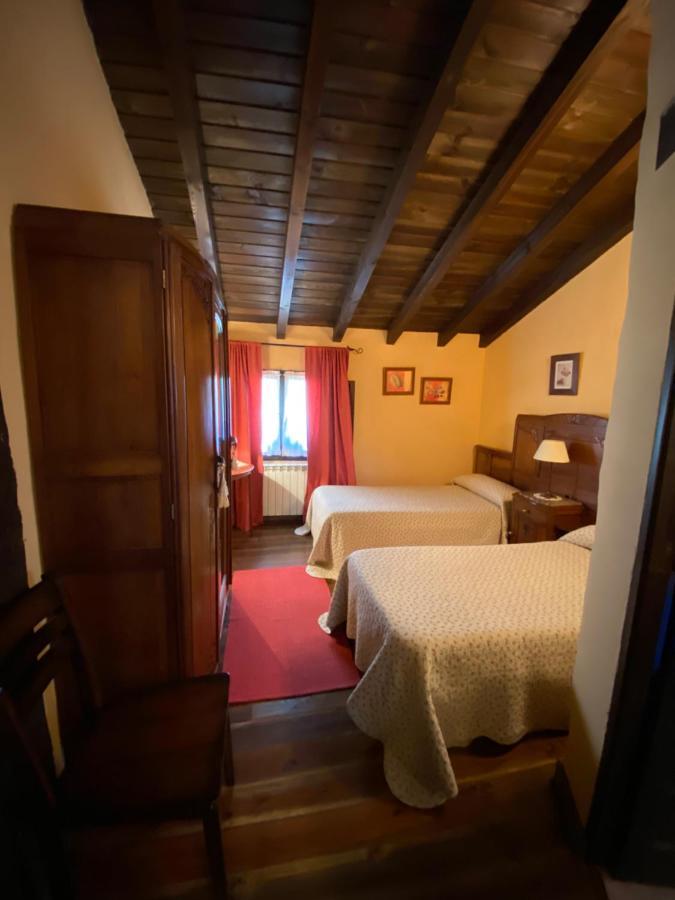 Casa Rural Dos Reales San Cristobal de Boedo Eksteriør billede