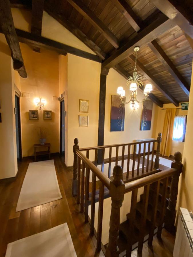 Casa Rural Dos Reales San Cristobal de Boedo Eksteriør billede